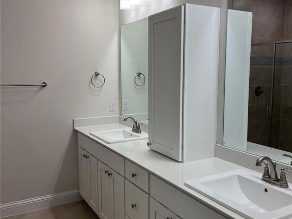 338  Almanor Street , Lewisville Texas 75056