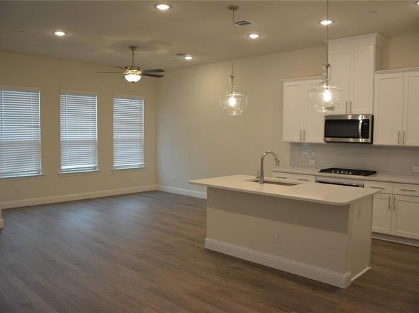 338  Almanor Street , Lewisville Texas 75056