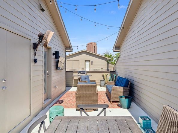 3928  Riesling Ridge , Dallas Texas 75204