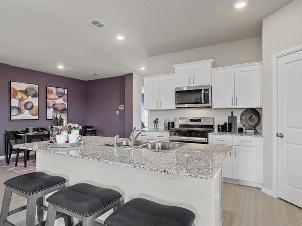 1761  GILLENS Avenue , Fort Worth Texas 76140