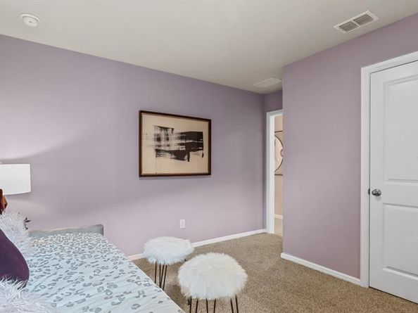 1761  GILLENS Avenue , Fort Worth Texas 76140