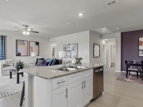 1761  GILLENS Avenue , Fort Worth Texas 76140