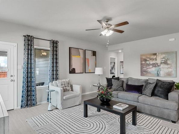 1761  GILLENS Avenue , Fort Worth Texas 76140