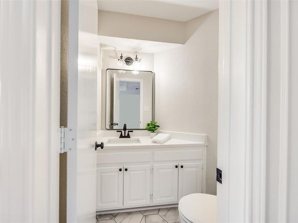 2332  Heatherwoods Way , Carrollton Texas 75007