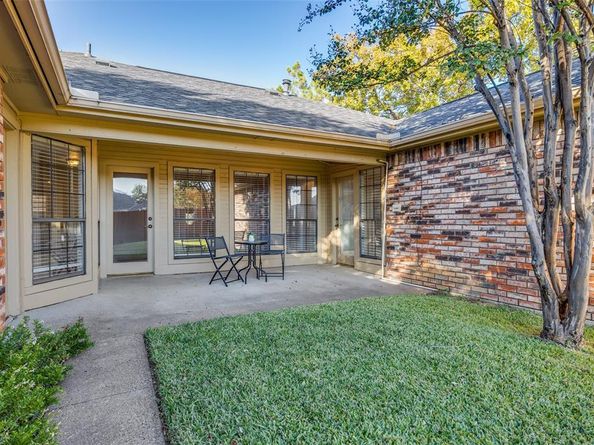 2332  Heatherwoods Way , Carrollton Texas 75007