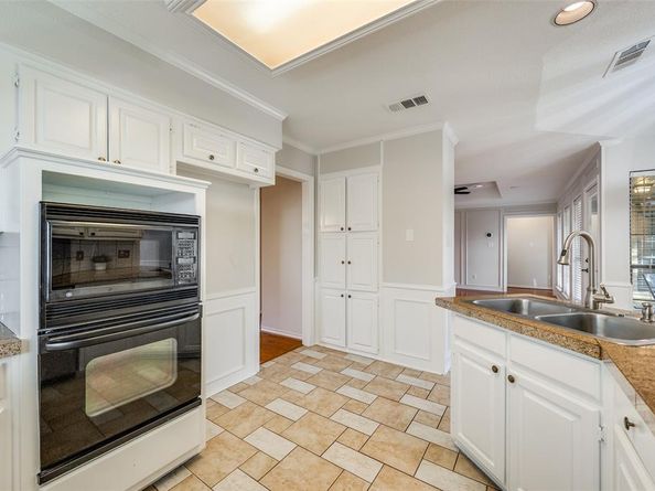 2332  Heatherwoods Way , Carrollton Texas 75007