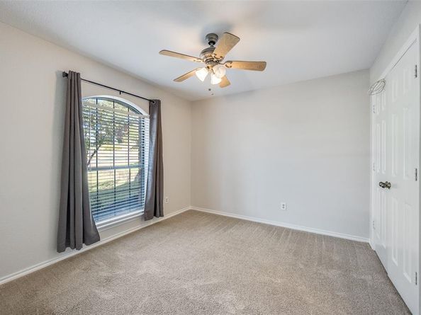 2332  Heatherwoods Way , Carrollton Texas 75007