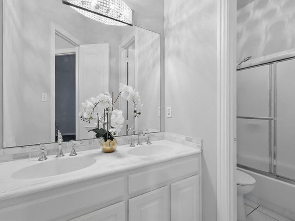 3215  Ricci Lane , Irving Texas 75062