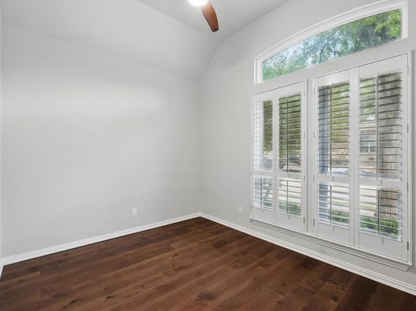3215  Ricci Lane , Irving Texas 75062