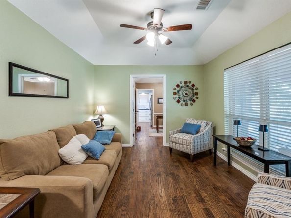 2719 N Surrey Drive , Carrollton Texas 75006