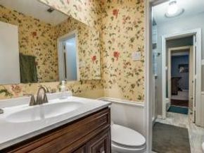 2719 N Surrey Drive , Carrollton Texas 75006
