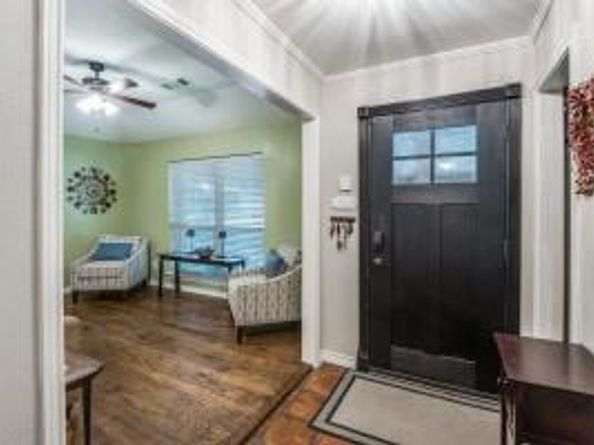 2719 N Surrey Drive , Carrollton Texas 75006