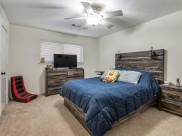 2719 N Surrey Drive , Carrollton Texas 75006