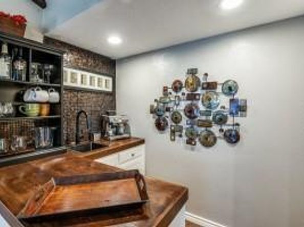 2719 N Surrey Drive , Carrollton Texas 75006