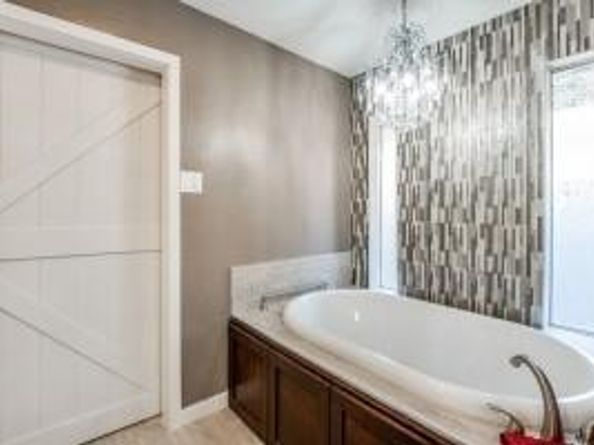 2719 N Surrey Drive , Carrollton Texas 75006