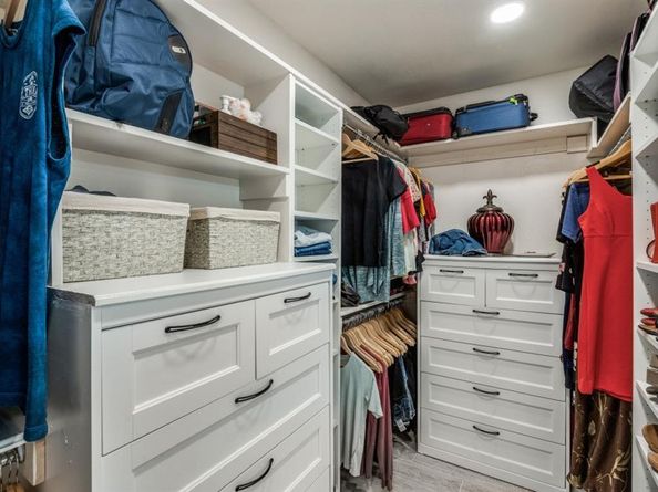 2719 N Surrey Drive , Carrollton Texas 75006