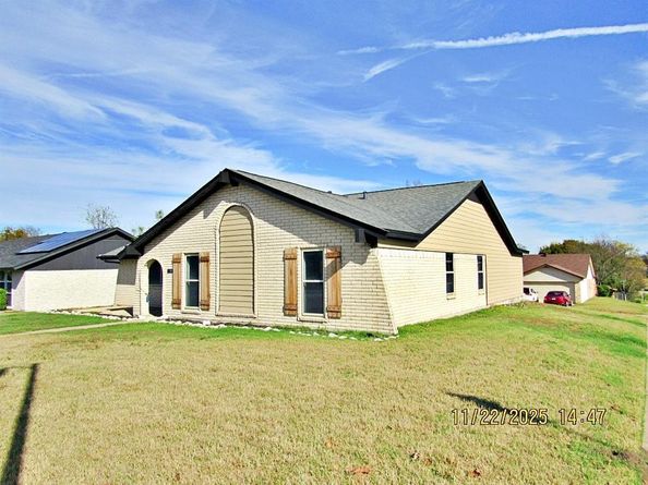 1700  Hendrick Drive , Plano Texas 75074