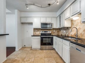 3100  Devonshire Drive  112, Plano Texas 75075