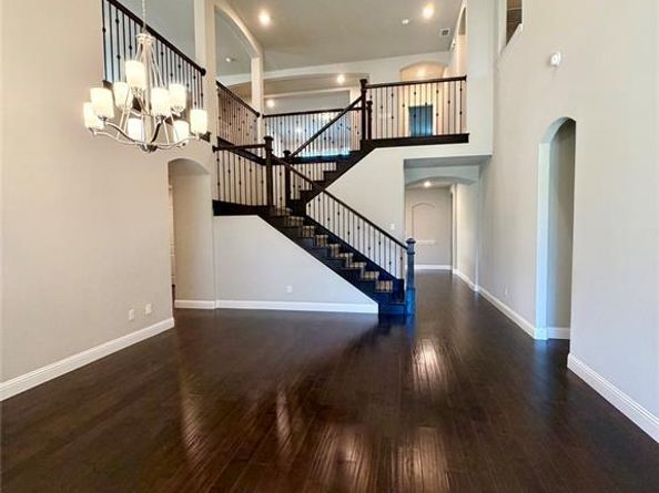 2705  Walnut Creek Lane , The Colony Texas 75056