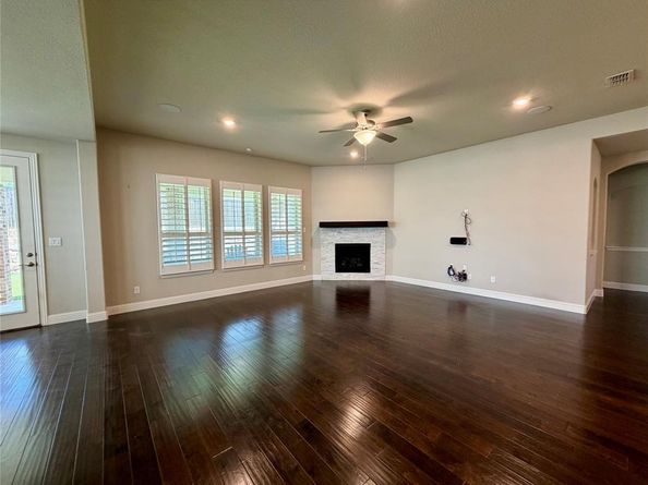 2705  Walnut Creek Lane , The Colony Texas 75056