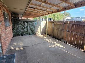 3520  Parkridge Drive  114, Dallas Texas 75234