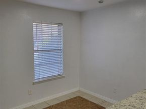 3520  Parkridge Drive  114, Dallas Texas 75234