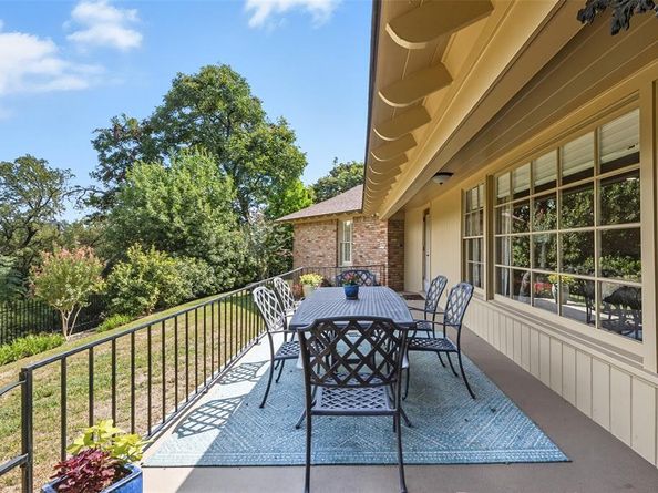 4237  Ranier Court , Fort Worth Texas 76109