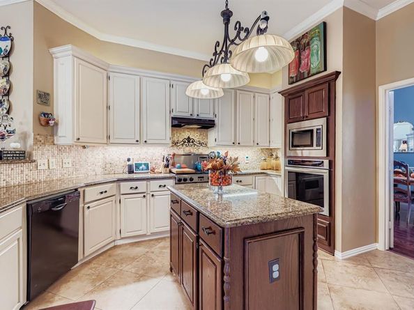 2332  Compton Drive , Plano Texas 75025
