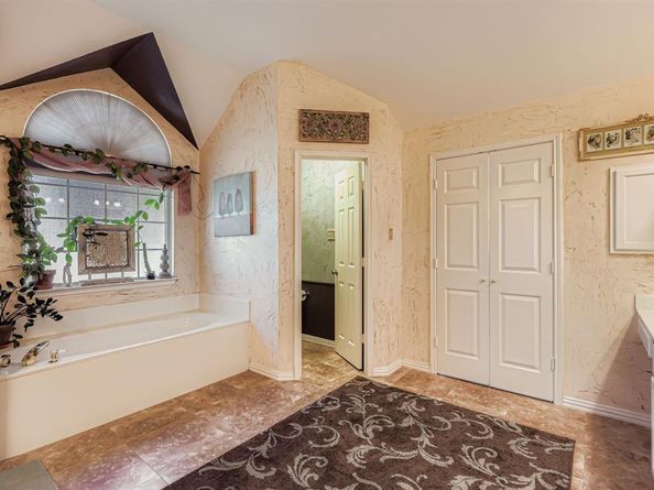 2332  Compton Drive , Plano Texas 75025