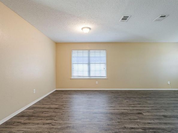 3312  Silver Creek Drive , Mesquite Texas 75181