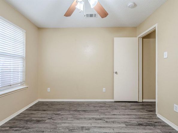 3312  Silver Creek Drive , Mesquite Texas 75181