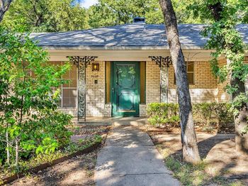 3607  HALIFAX Drive 