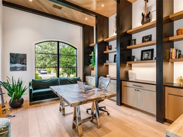 6522  Pemberton Drive , Dallas Texas 75230