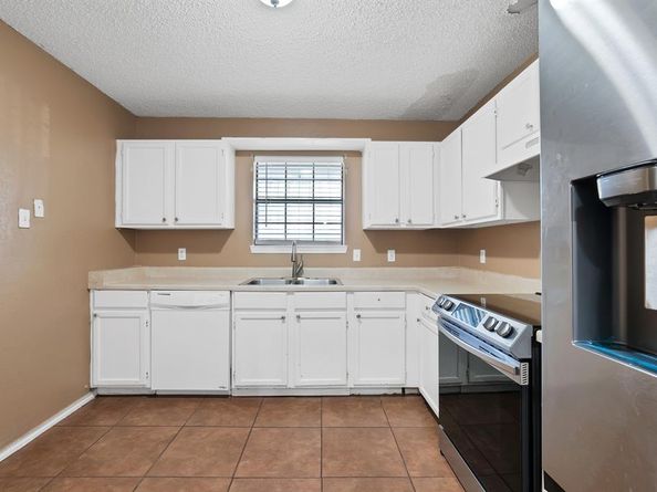 10328  Wood Heights Drive , Dallas Texas 75227