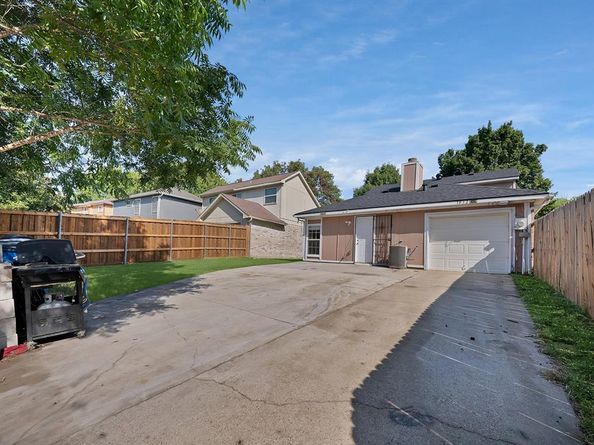 10328  Wood Heights Drive , Dallas Texas 75227