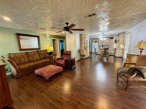 2320  Village Way , Dallas Texas 75216