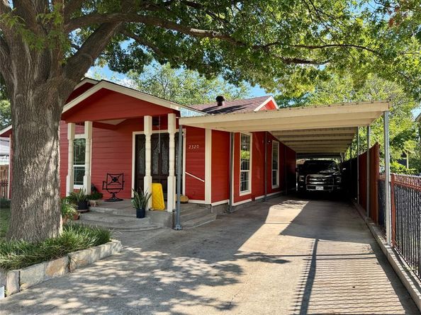 2320  Village Way , Dallas Texas 75216