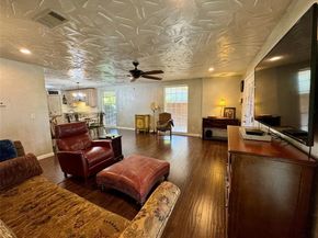 2320  Village Way , Dallas Texas 75216