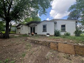 1301  Sharondale Street , Fort Worth Texas 76115