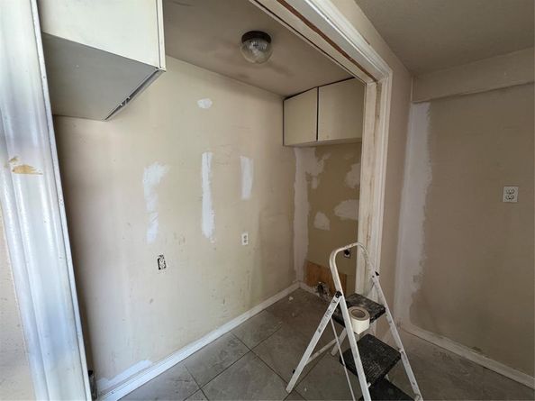 1301  Sharondale Street , Fort Worth Texas 76115