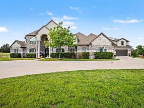 505 S Bluegrove Road , Lancaster Texas 75146