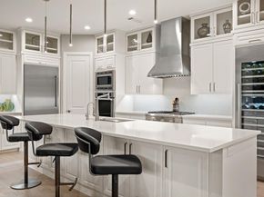 6811  Del Norte Lane , Dallas Texas 75225
