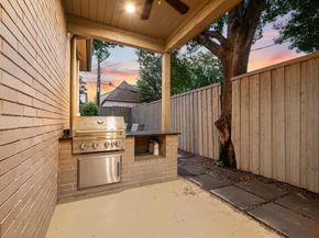 6811  Del Norte Lane , Dallas Texas 75225