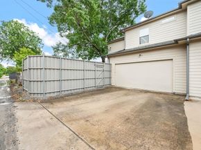 6811  Del Norte Lane , Dallas Texas 75225
