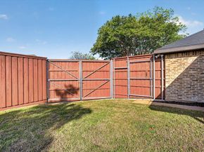 1402  Country Lane , Allen Texas 75002