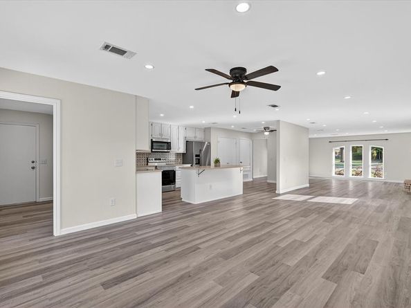 1402  Country Lane , Allen Texas 75002