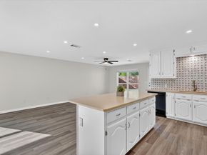 1402  Country Lane , Allen Texas 75002