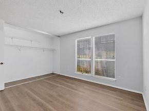 8560  Park Lane  133, Dallas Texas 75231