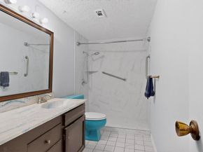 8560  Park Lane  133, Dallas Texas 75231