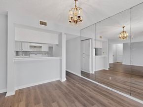 8560  Park Lane  133, Dallas Texas 75231